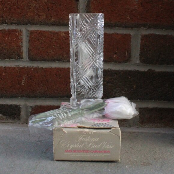 Vintage Avon (w/ Fostoria) Crystal Bud Vase w/ Scented Faux Carnation - Picture 1 of 7